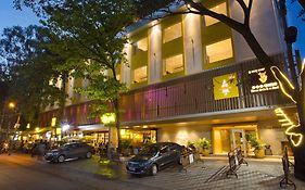 Fountain Tree By Tgi